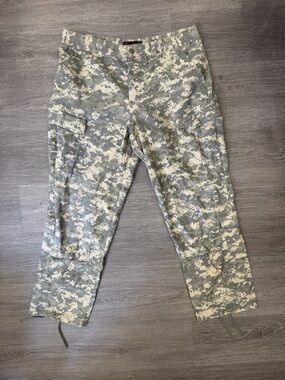 Baggy Camo Pants Size Large